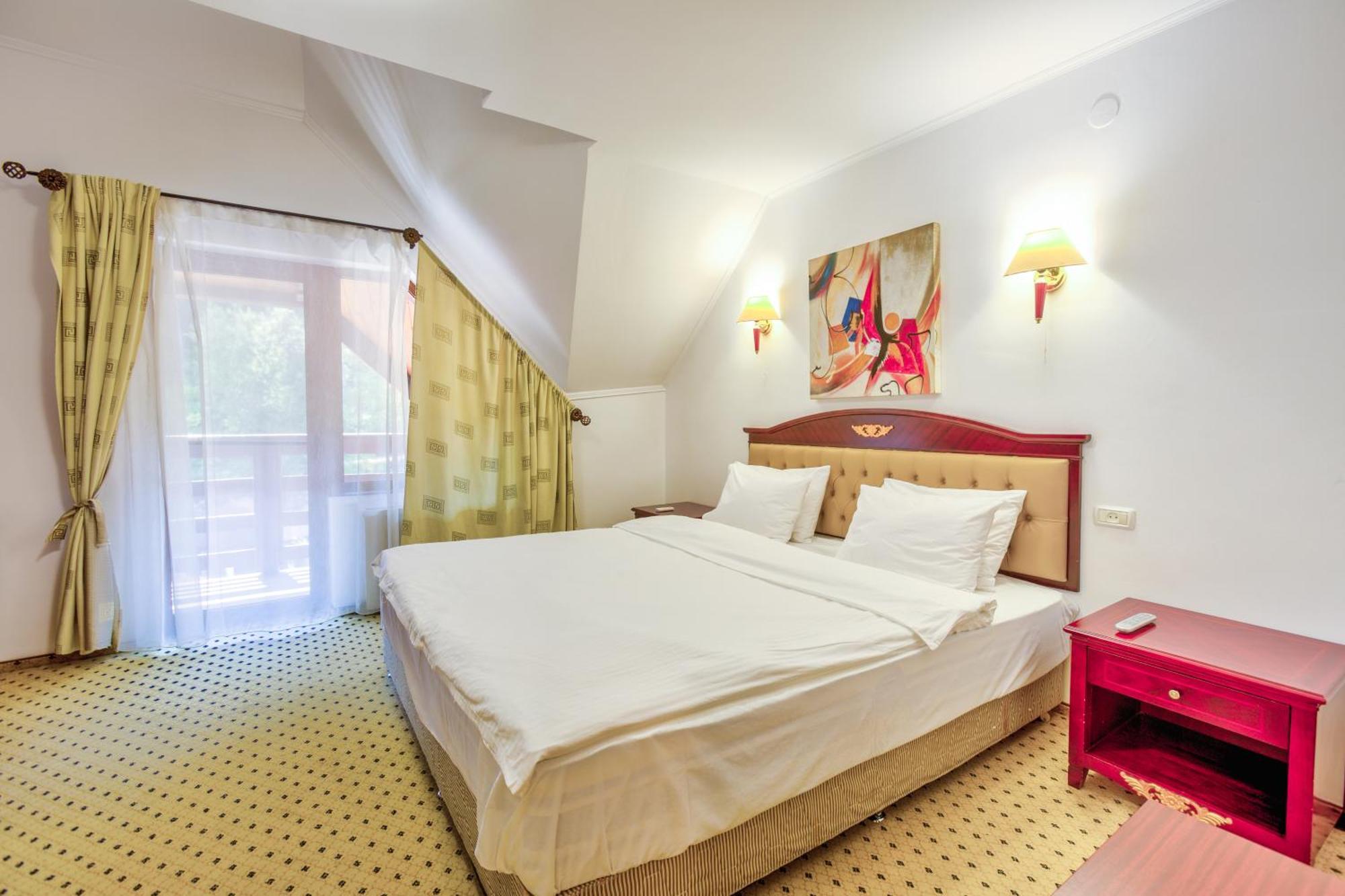 Q Resort And Spa 萨彻勒 外观 照片