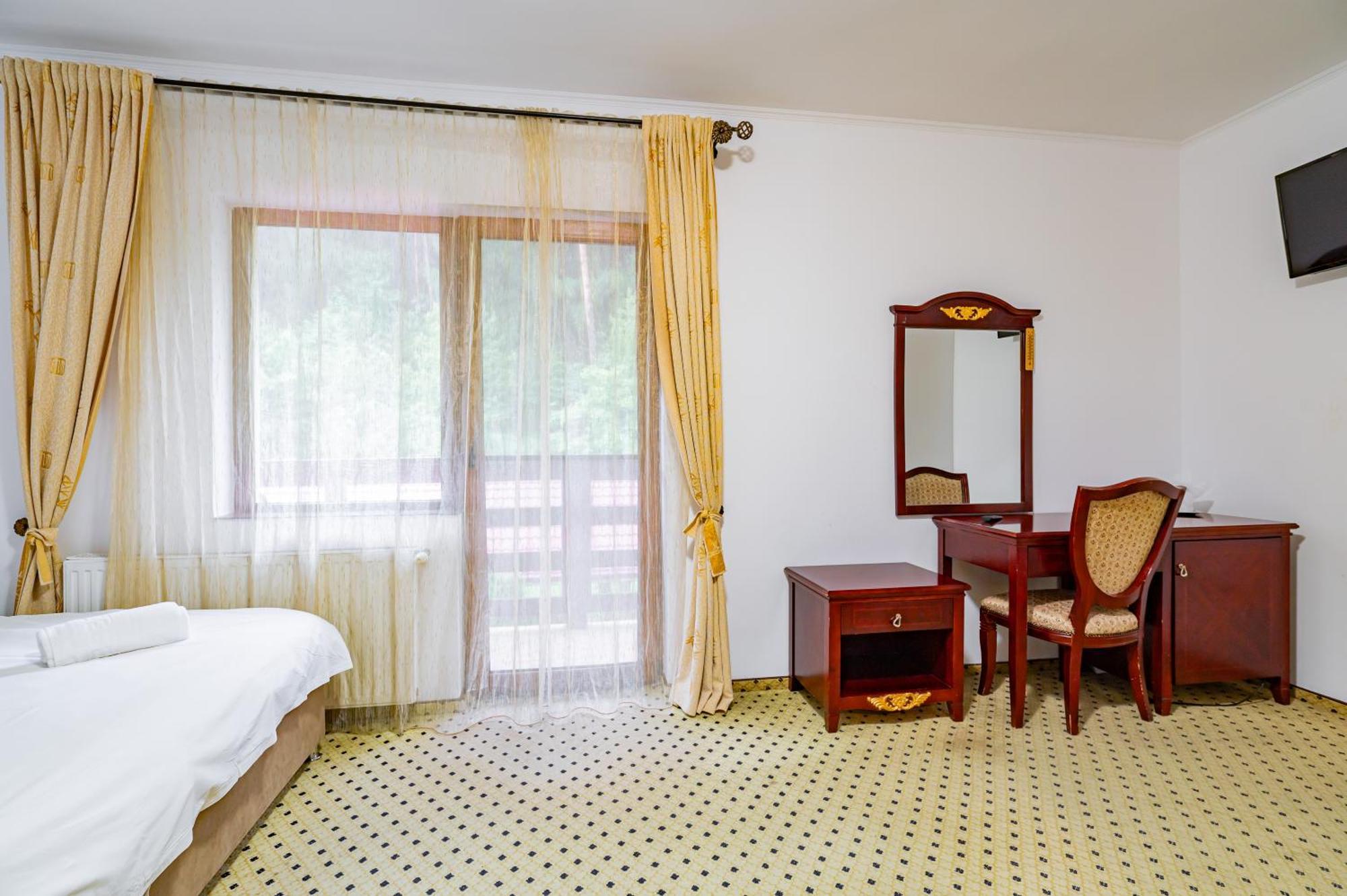 Q Resort And Spa 萨彻勒 外观 照片