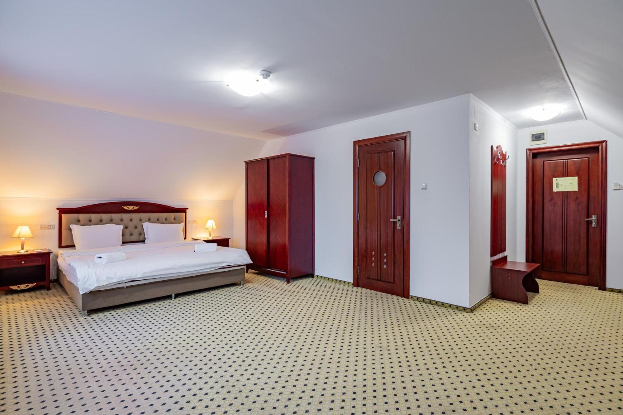 Q Resort And Spa 萨彻勒 外观 照片